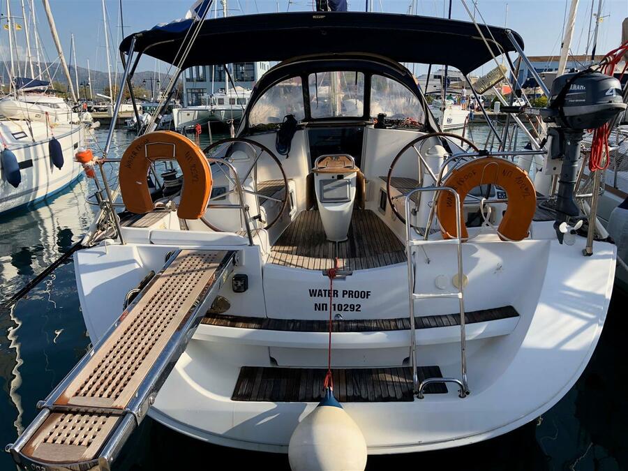 Photo #1 - Sun Odyssey 42 i Performance (Waterproof) en Port of - 16310