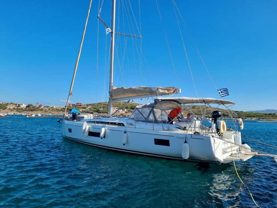 Photo #1 - Oceanis 51.1 (Tsuki) en Olympic Marina - 16739