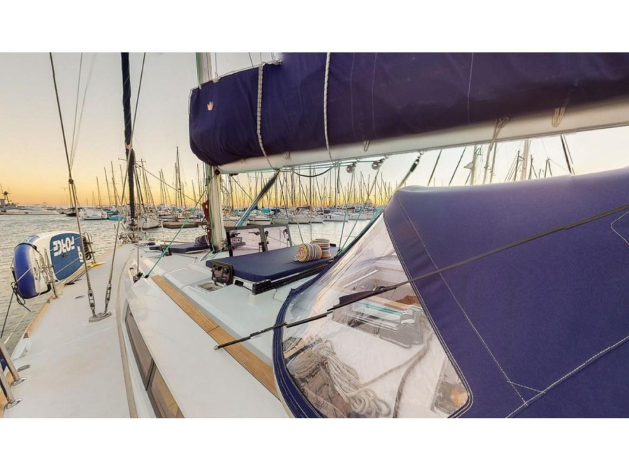 Photo #1 - Jeanneau 469 (Haidi) en Alimos Marina - 63153