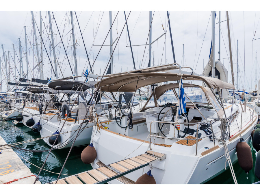 Photo #1 - Sun Odyssey 479 (Odysseus) en Alimos Marina - 6110