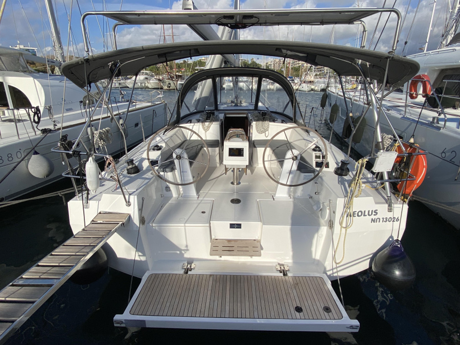 Photo #1 - Bavaria C42 (Aeolus) en Alimos Marina - 18821