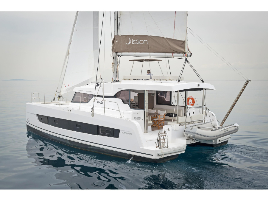 Photo #1 - Bali Catspace "A/C & GEN" (Princess Malena) en Alimos Marina - 19237