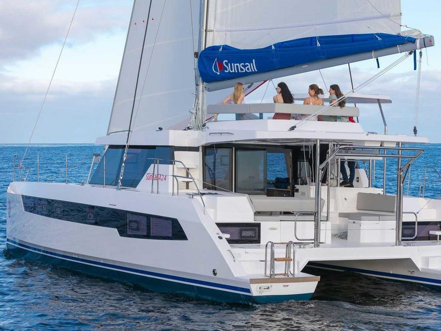 Photo #1 - Sunsail 424 (Sunsail 424) en Marina Zeas - 18584