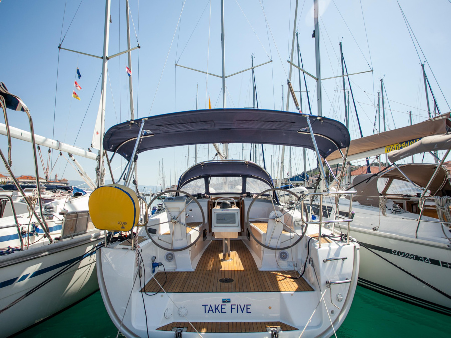 Photo #1 - Bavaria Cruiser 34 (Take Five) en ACI Marina - 6501
