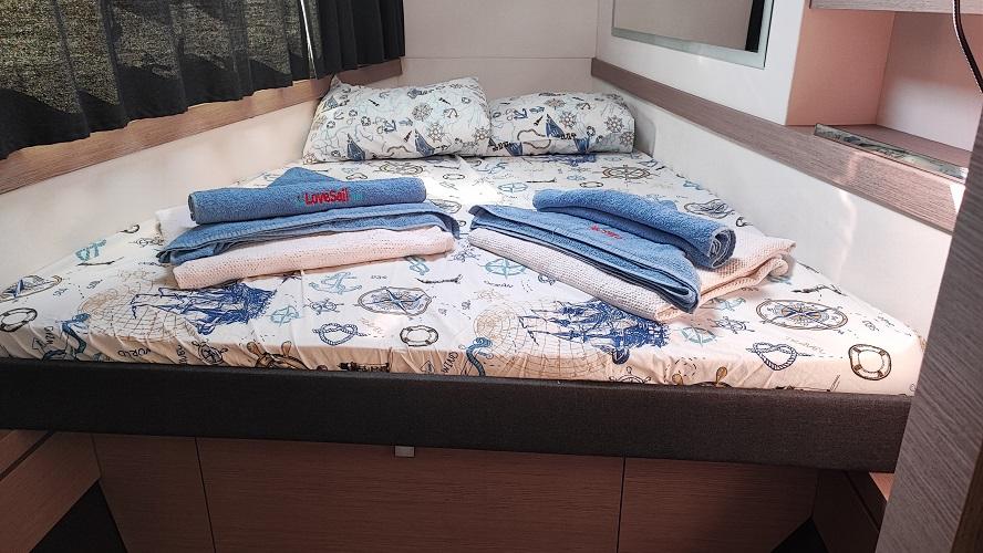 Photo #1 - Isla 40 (Blue Orion) en Yacht Classic Hotel - 16533