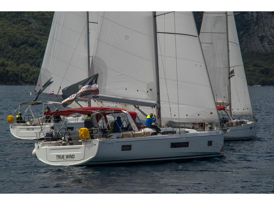 Photo #1 - Oceanis 51.1 (True Wind) en ACI Marina - 19154