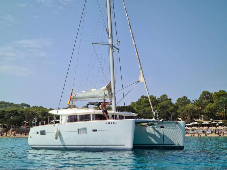 Photo #1 - Lagoon 400 (Mia) en La Marina de - 19217