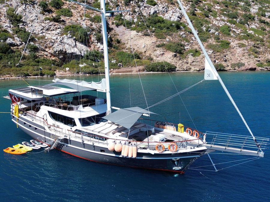 Photo #1 - Gulet (Arni) en Göcek Mucev Marina - 21875