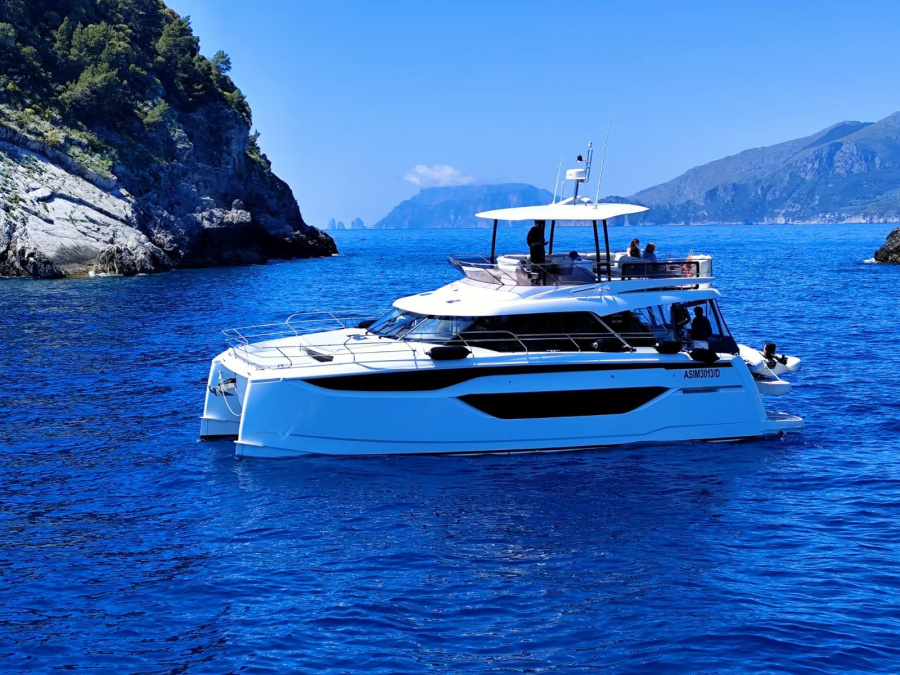 Photo #1 - Prestige M48 (ITALIA IV) en Marina d'Arechi - 17923