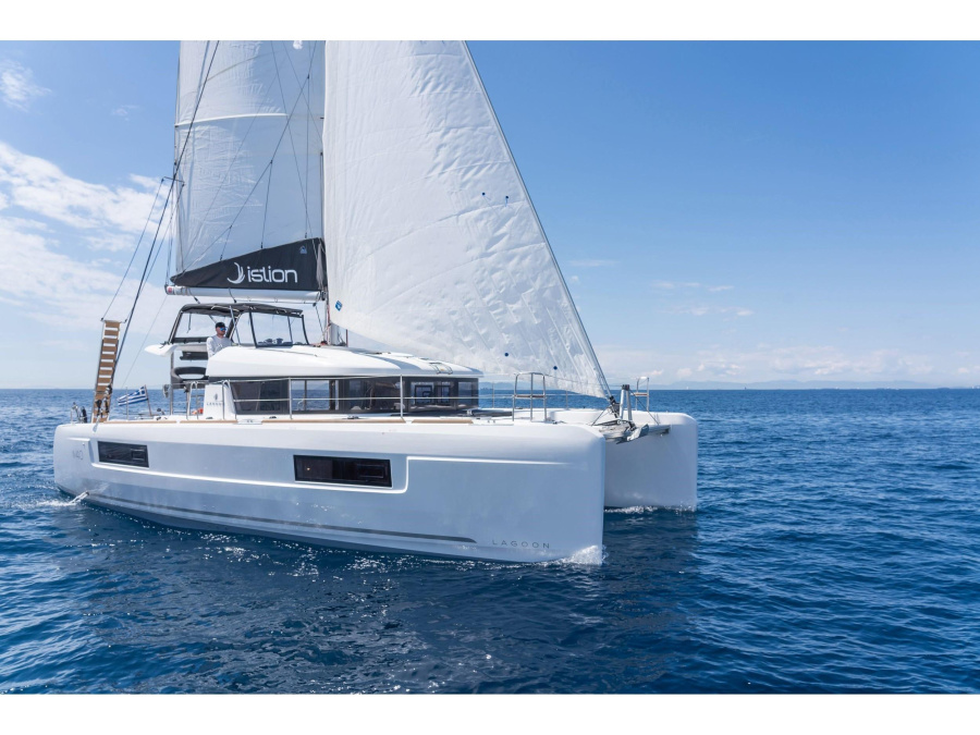 Photo #1 - Lagoon 40 (Nemo) en Rhodes New Marina - 18835