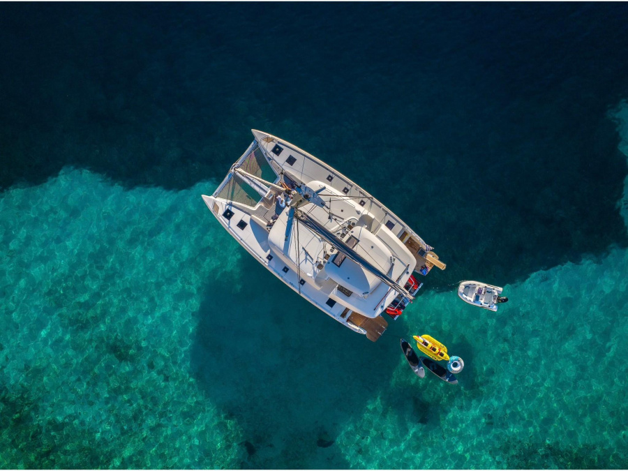 Photo #1 - Lagoon 51 (NORTH STAR) en Port of Lefkas - 21239