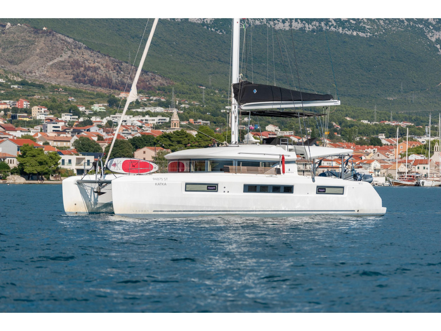 Photo #1 - Lagoon 50 (KATKA) en Marina Kaštela - 6805