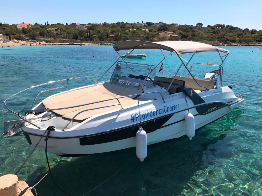 Photo #1 - Beneteau Flyer 7.7 (SUNdeck) en ACI Marina - 10179