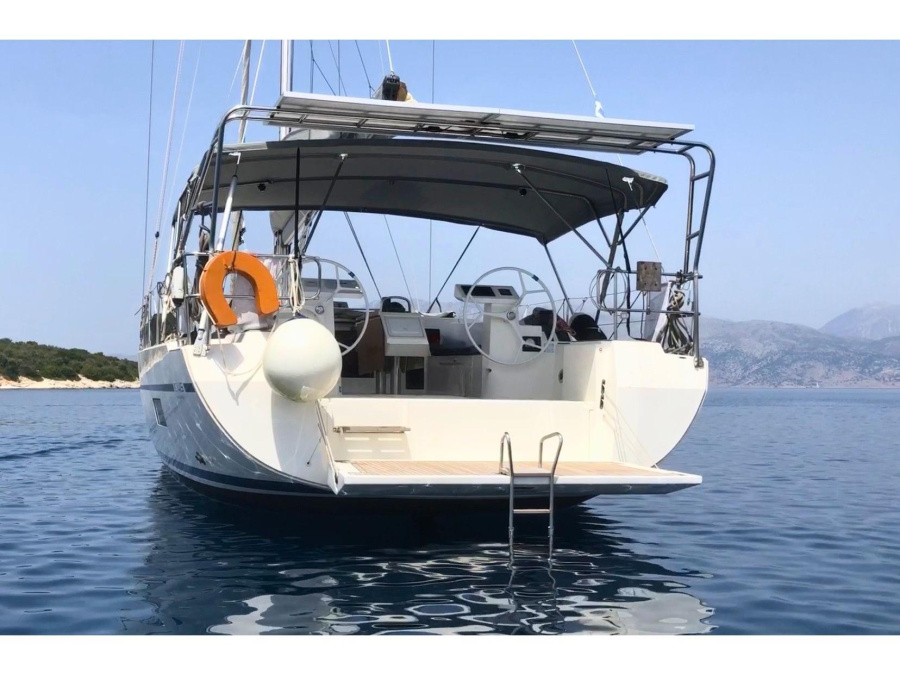 Photo #1 - Bavaria C45 Holiday (ARTEMIS) en Vliho Yacht Club - 18776
