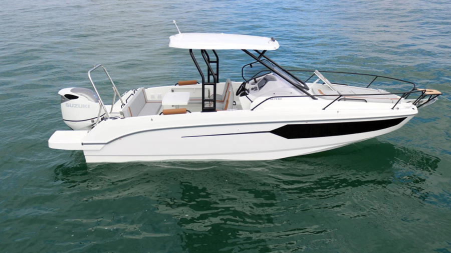 Beneteau 8 - 2
