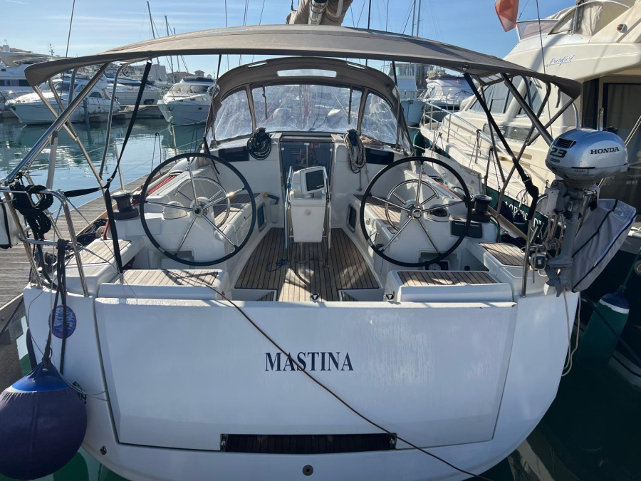 Photo #1 - Sun Odyssey 419 (Mastina) en Porto Mirabello - 65677