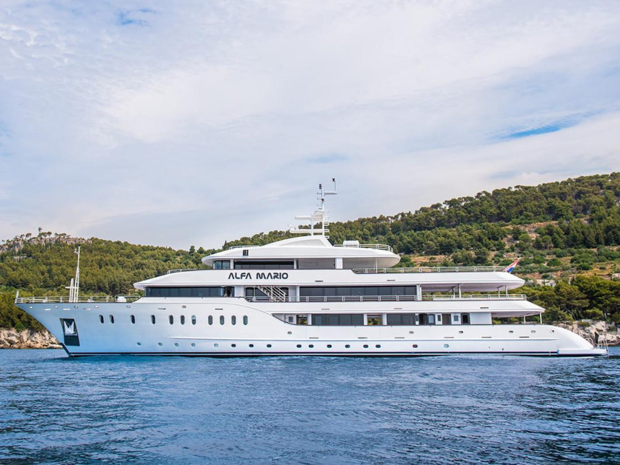 Photo #1 - Motoryacht Alfa Mario (Alfa Mario) en ACI Marina - 19908