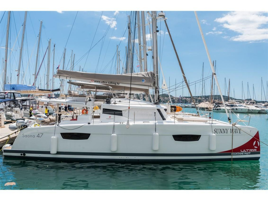 Photo #1 - Saona 47 (SUNNY WAVE) en Marina Baotić - 9767