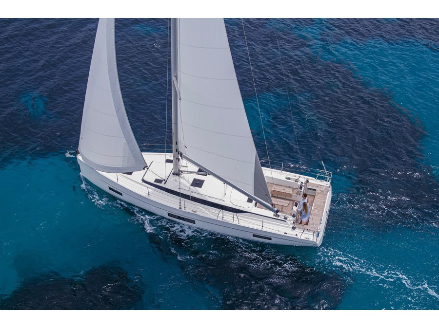 Photo #1 - Bavaria C45 (Insolence) en Bocca di Magra - 17385