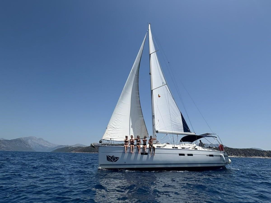 Photo #1 - Bavaria 45 Cruiser (Midas) en D-Marin Marina Lefkas - 15081