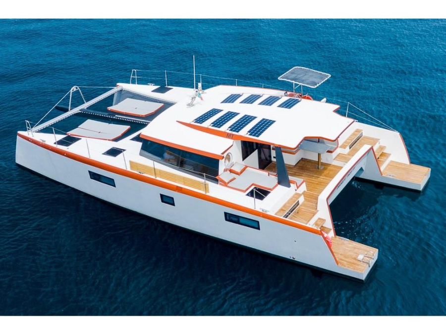Photo #1 - Luna 47 Power (Orange IV) en MCI Marine Club International - 15870