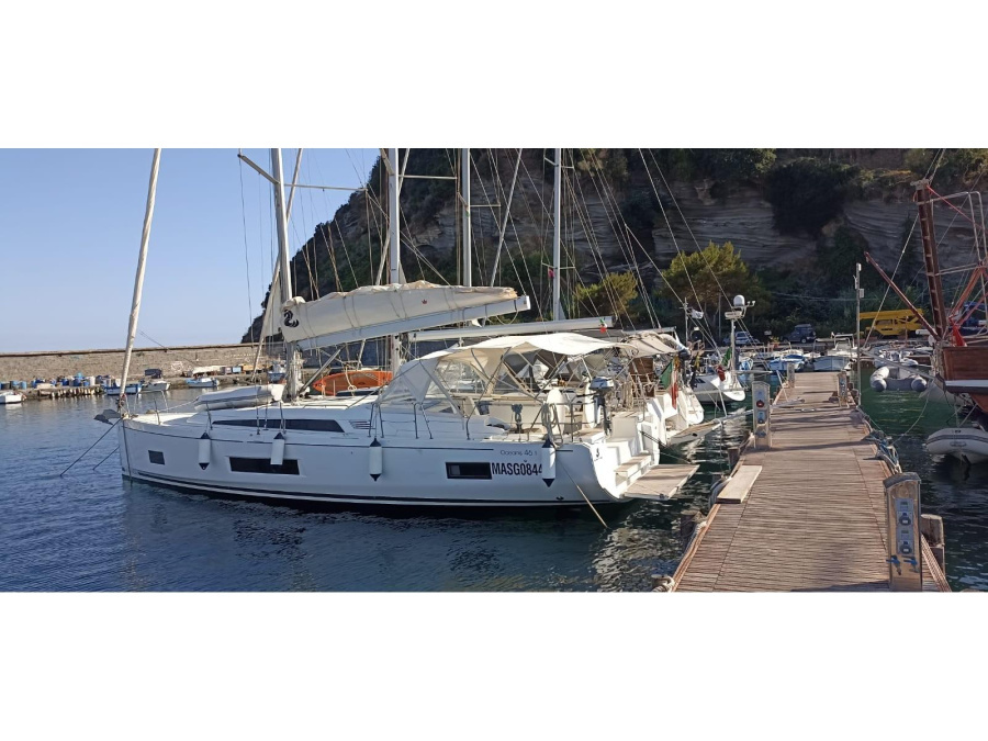 Photo #1 - Oceanis 46.1 (Scinachiena) en Marina di Stabia - 20309