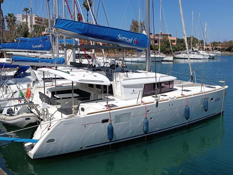 Lagoon 450 Fly - 2