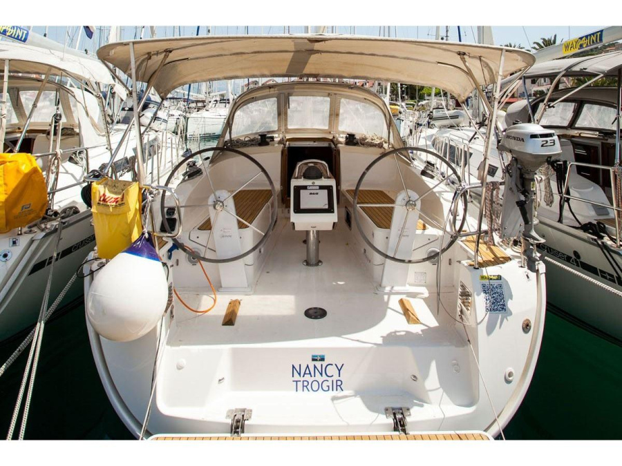 Photo #1 - Bavaria Cruiser 37 (Nancy) en ACI Marina - 21644