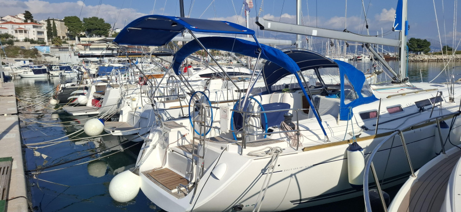 Hauraki (refit: 2025, new engine and solar panels) - 2