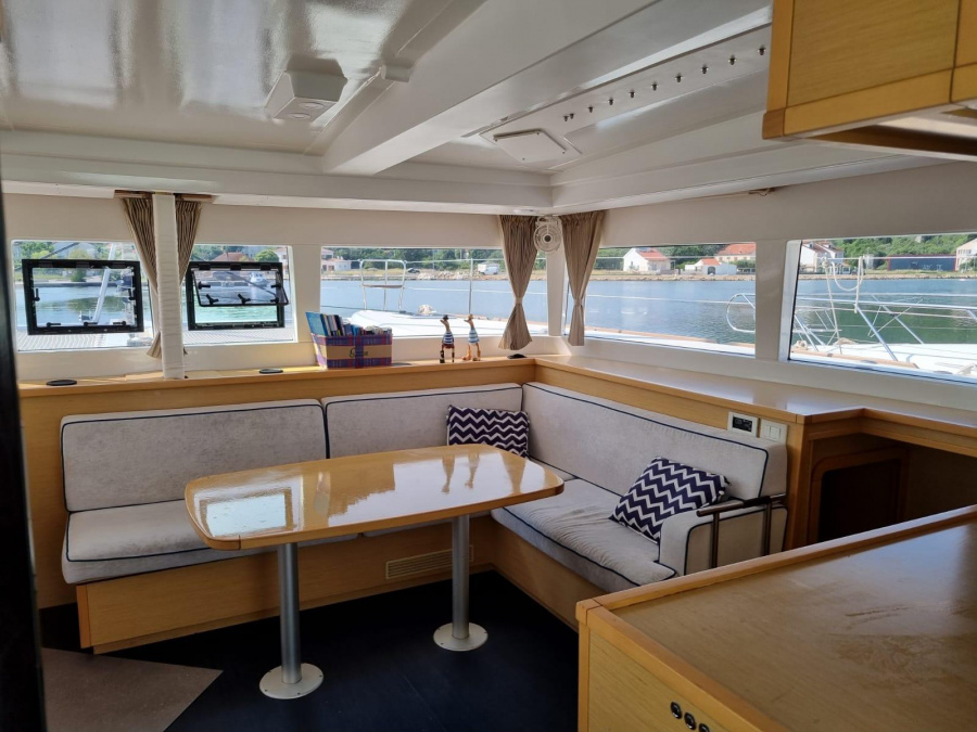 Interior image - 1