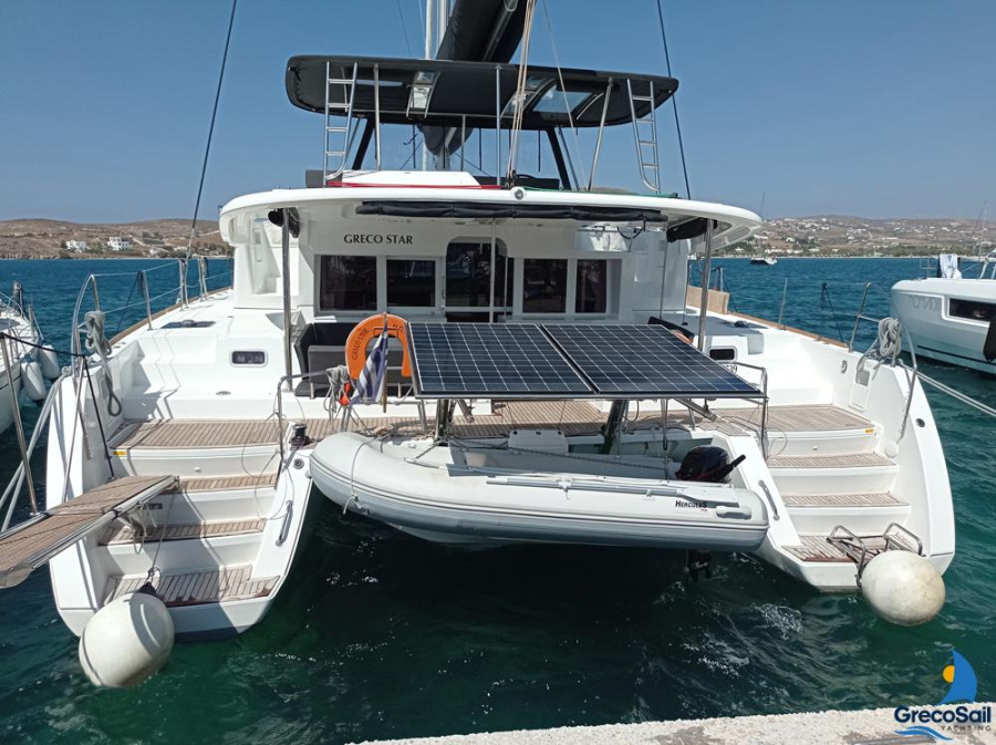 Photo #1 - Lagoon 450  Flybridge (Grecostar) en port - 12079