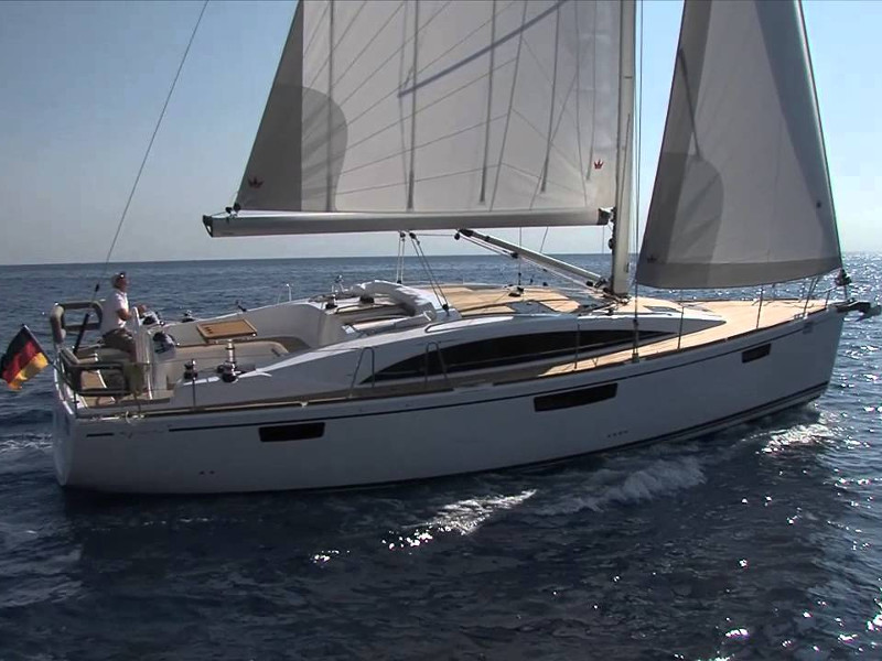 Photo #1 - Bavaria C42 (Valesia) en Alimos Marina - 17527