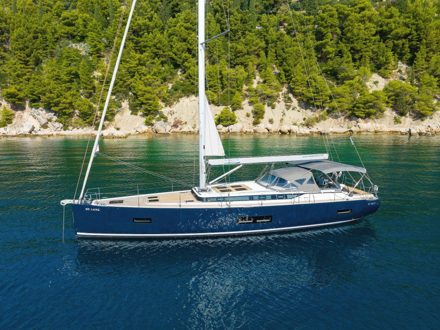Photo #1 - Bavaria Cruiser 57 (Be luxe) en ACI Marina - 4444