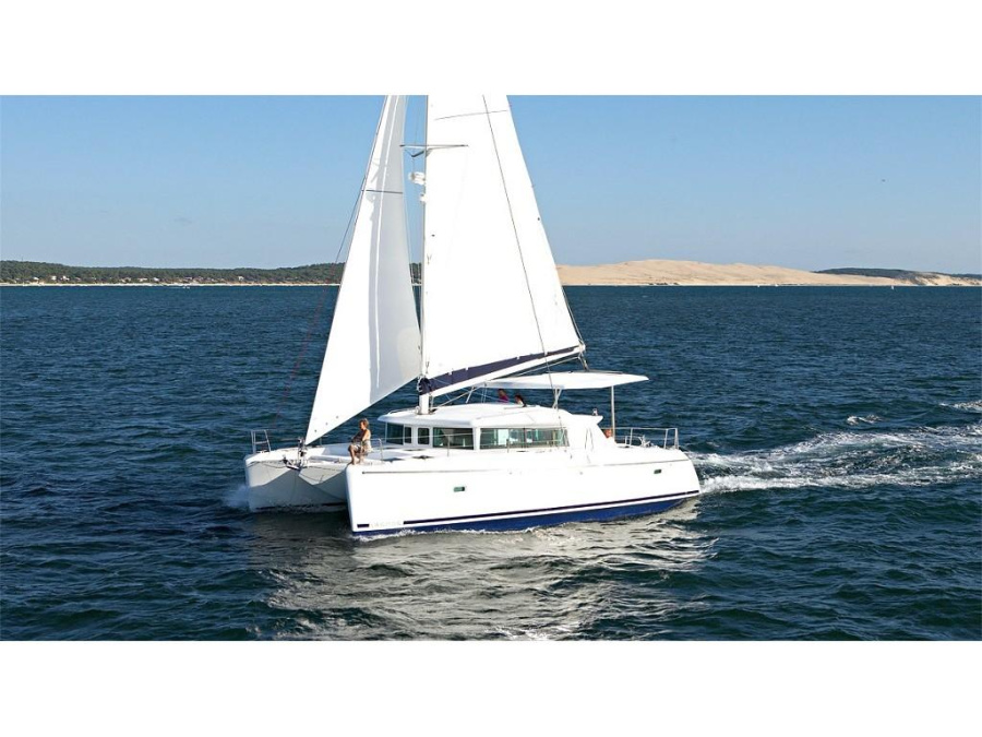 Photo #1 - Lagoon 420 (Amelia) en Port of - 20947