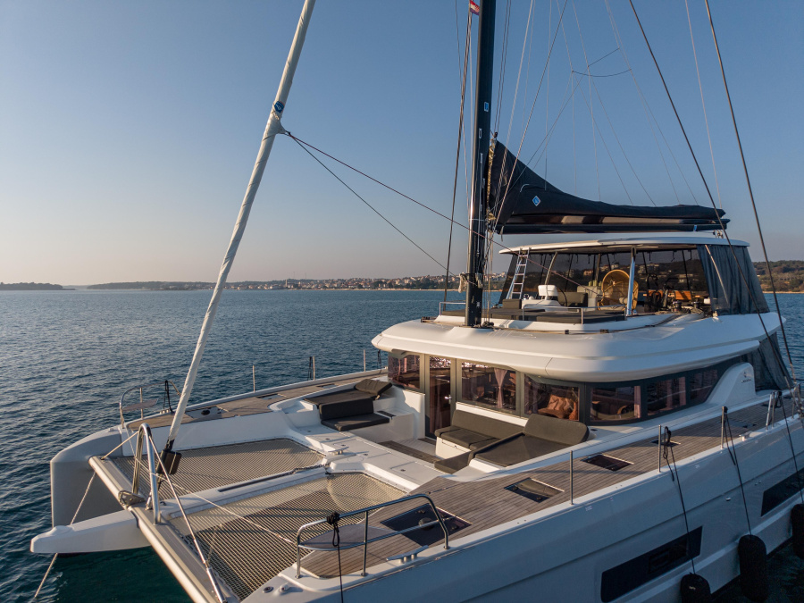 Photo #1 - Lagoon 60 (PRINCESS KARLA) en ACI Marina - 61783