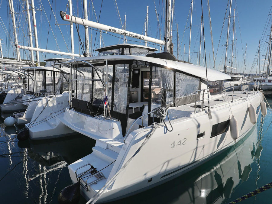 Photo #1 - Lagoon 42 (EQUATOR) en D-Marin Dalmacija Marina - 11344