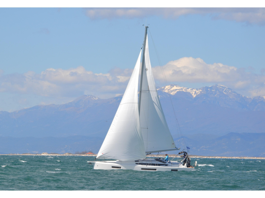 Photo #1 - Sun Odyssey 440 (BLACK BIRD) en Keramoti - 18814