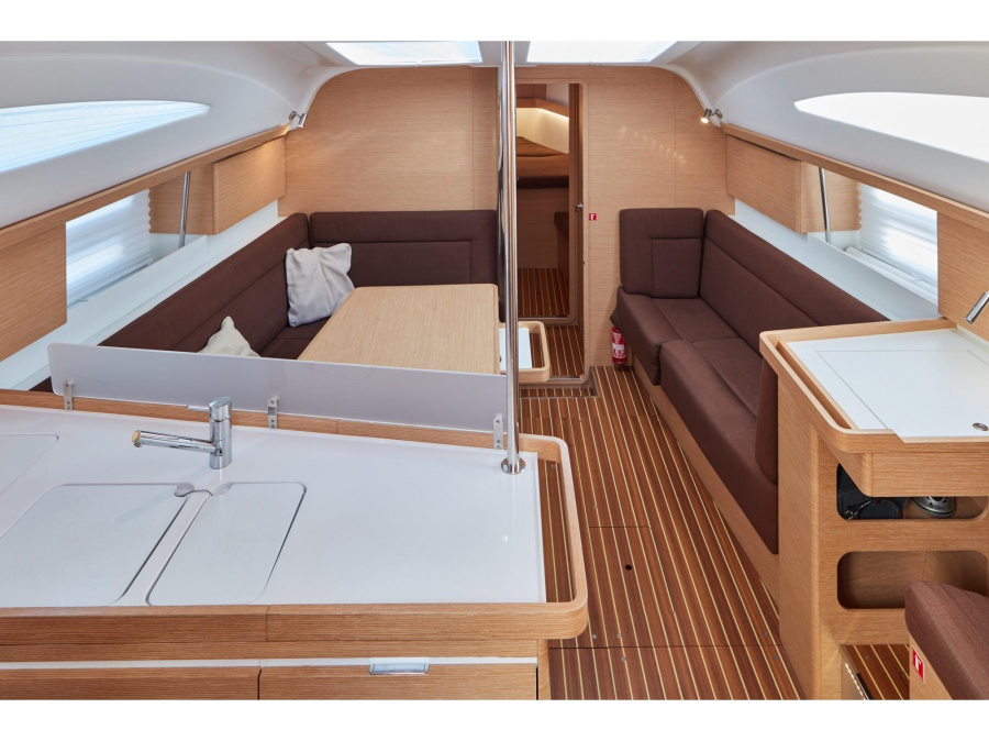 Interior image - 2