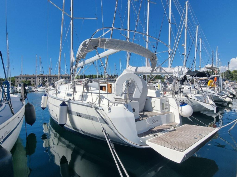 Photo #1 - Bavaria 36 Cruiser (Eleven) en Marina - 21419