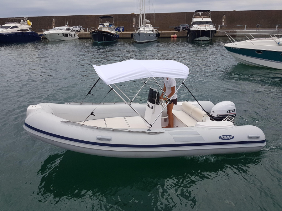 Photo #1 - Predator 490 (Pelut) en Marina - 21485