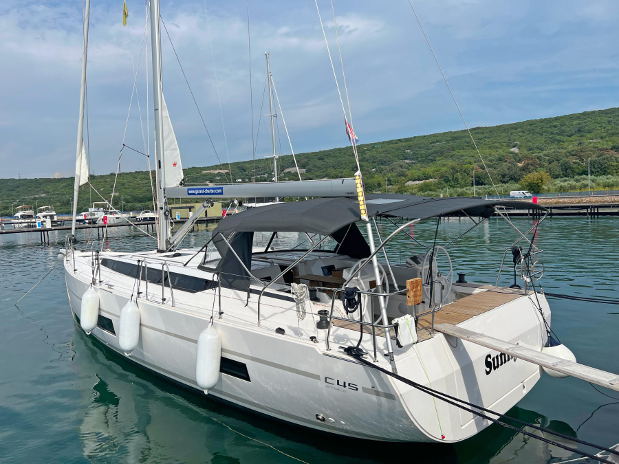 Photo #1 - Bavaria C45 Style (SUNNY) en Marina Punat - 21626