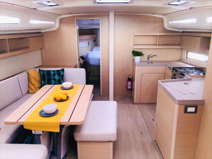 Interior image - 1