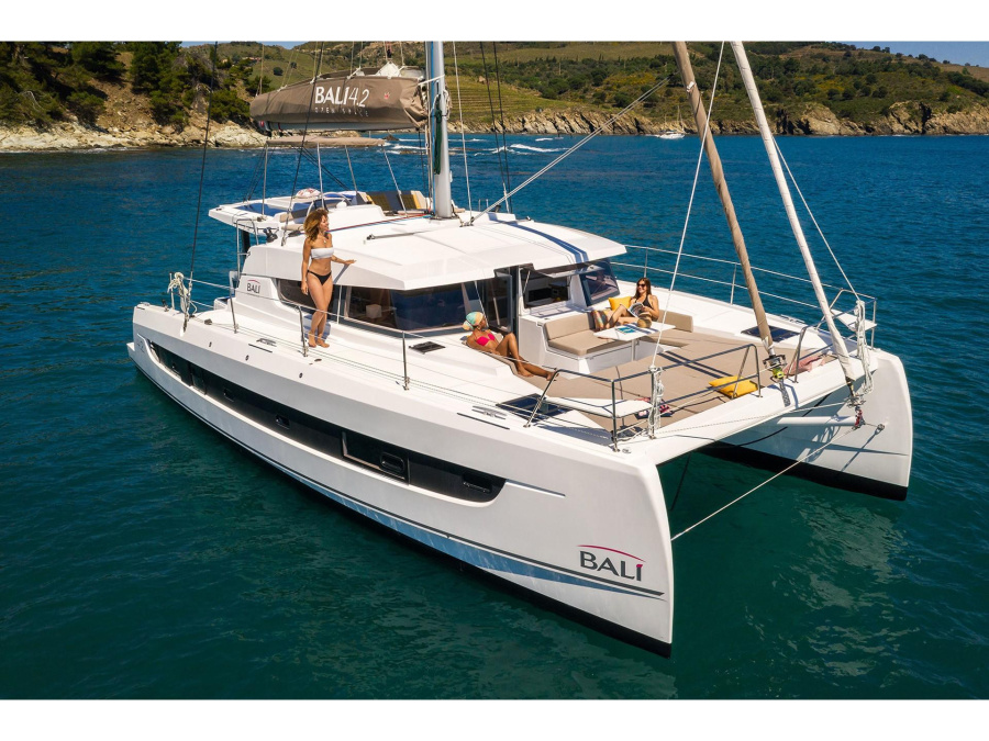 Photo #1 - Bali 4.2 Full Equipe (BALI 42 LE NOLY FULL EQUIPE OWNERS) en Port - 64745