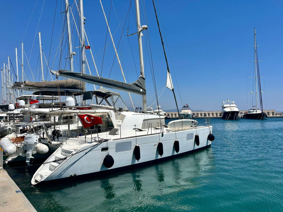 Photo #1 - Lagoon 440 (Capricorn B) en Adaköy Marina - 67097