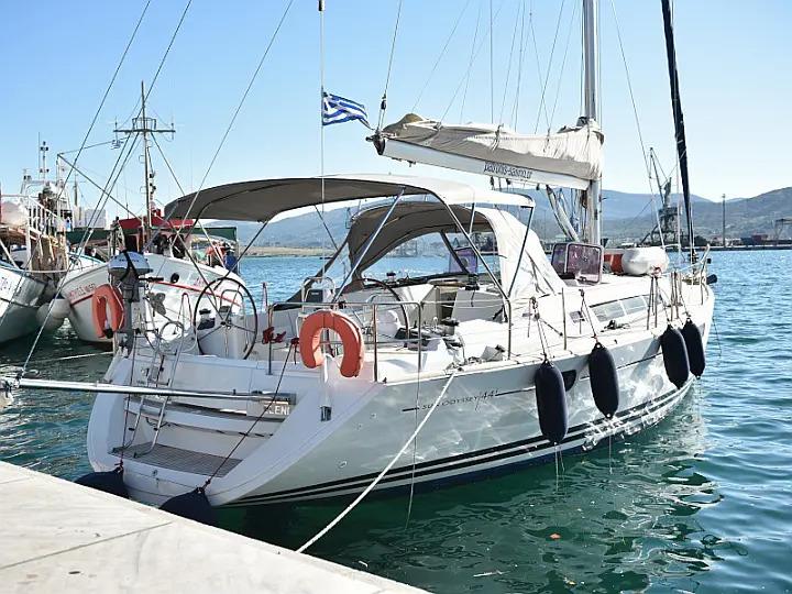Photo #1 - Sun Odyssey 44 i (Eleni) en Port of - 23126