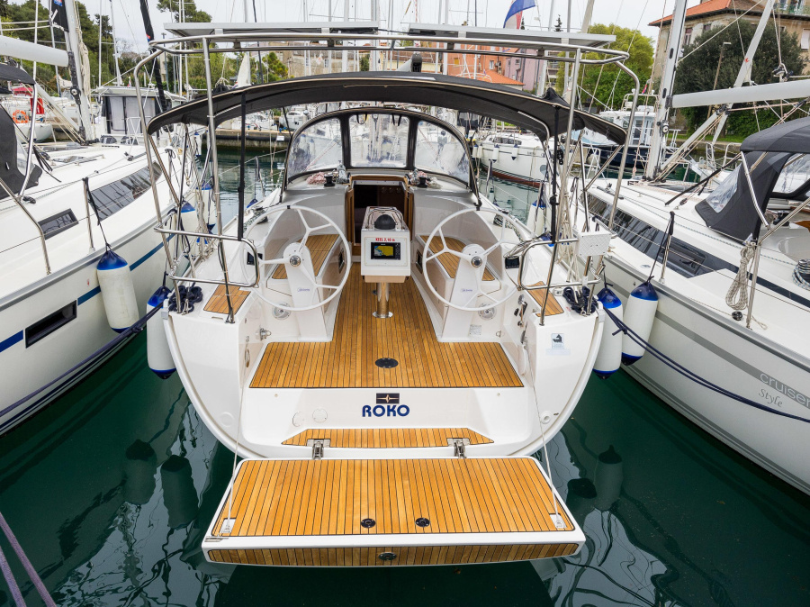 Photo #1 - Bavaria Cruiser 34 Style (Roko) en Marina - 18209