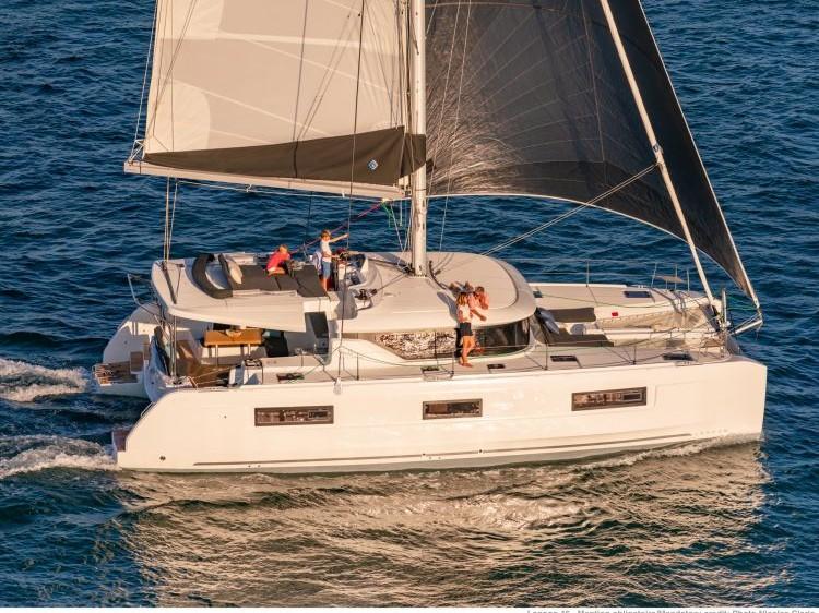 Photo #1 - Lagoon 46 (Good Vibes) en Mare Fun Charter & Marina - 22734