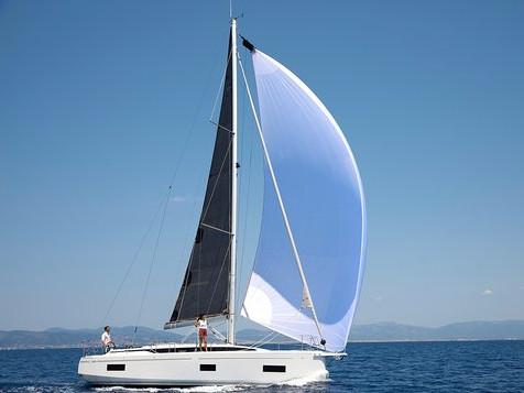 Bavaria C38 - 1