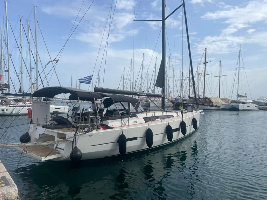 Photo #1 - Dufour 560 (Captain Leo) en Tourlos Marina - 23377