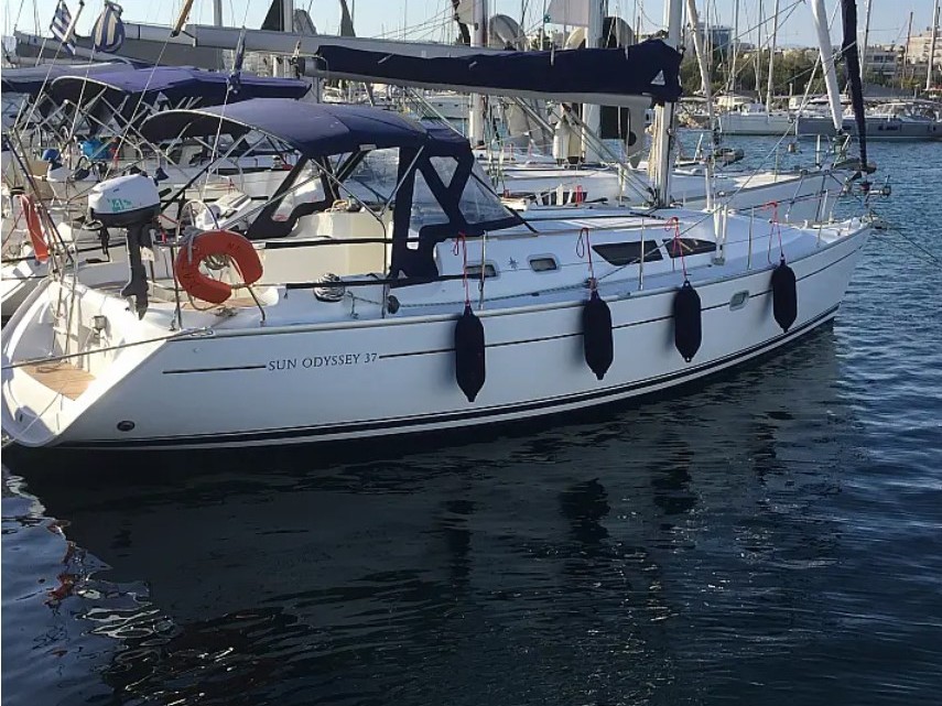 Photo #1 - Sun Odyssey 37 (NAIAS) en Alimos Marina - 66907